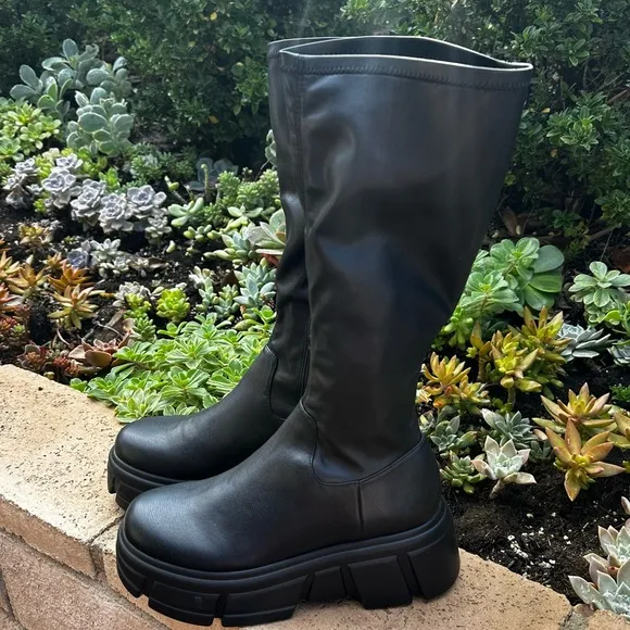 Steve Madden Tero Chunky Knee High Platform Boot shoes 90s retro vintage