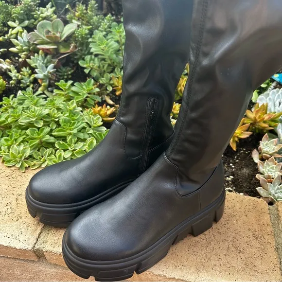 Steve Madden Tero Chunky Knee High Platform Boot shoes 90s retro vintage
