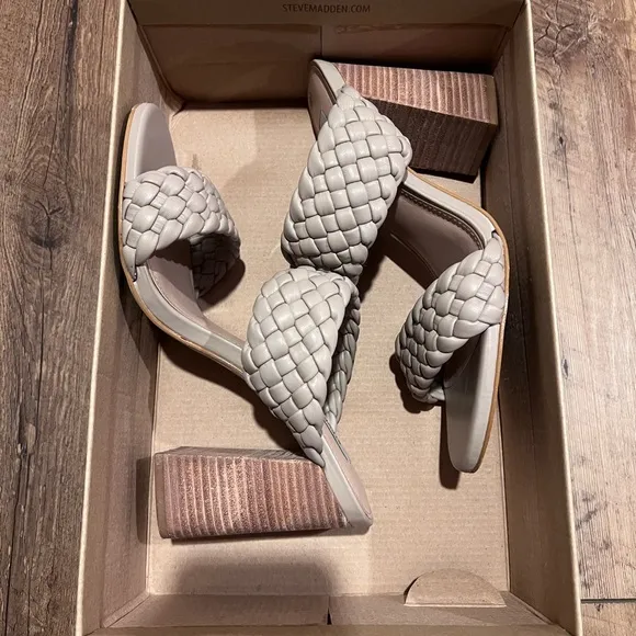 Steve Madden Tielo Woven Sandals, size 8.5