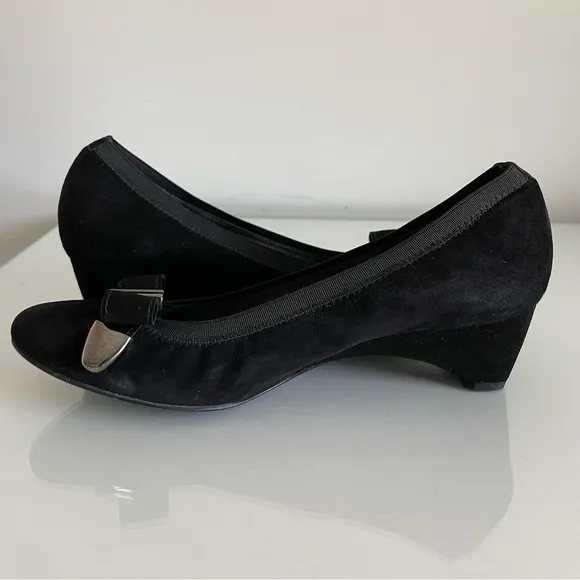 Stuart Weitzman Black Suede Bow Wedge Pumps Size 6.5