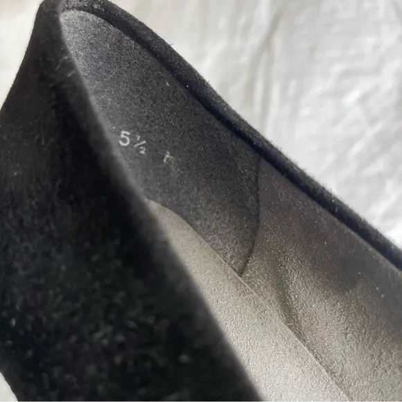 Stuart Weitzman Black Suede Pump Heels