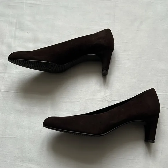 Stuart Weitzman Dark Brown Leather Suede Almond Toe Pumps