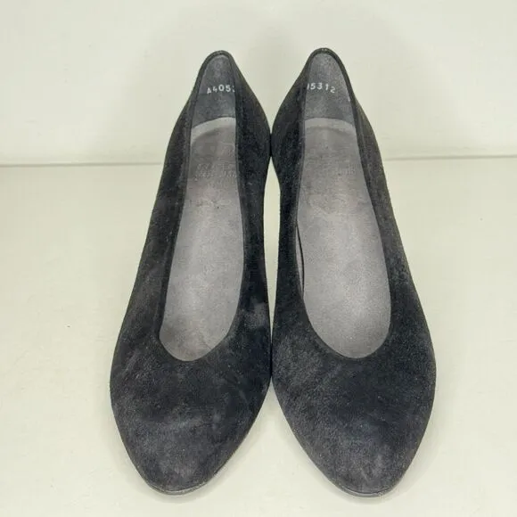 Stuart Weitzman Shoes Womens 9.5 Black Suede Almond Toe Slip On Pumps Minimalist