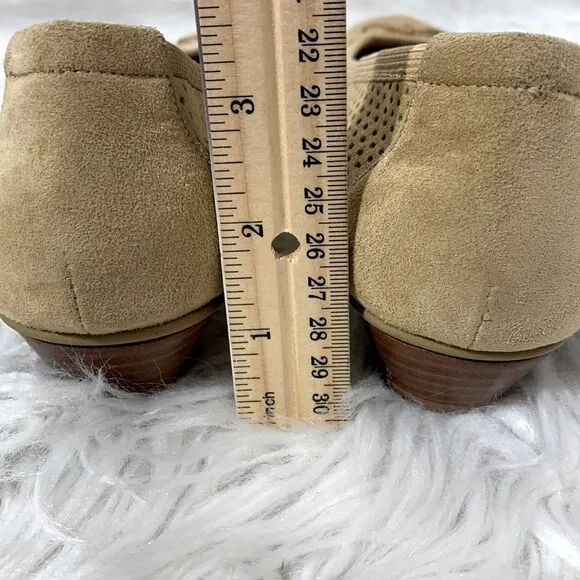 STUART Weitzman suede shoes perforated bow detail women’s size 9N