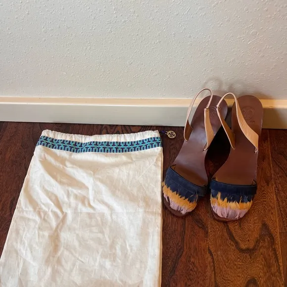 Stylish Women's Slingback Heels with Fringe