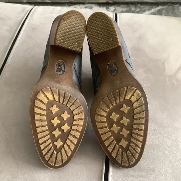 Sundance NWOB Westwood Denim Shoes size 10