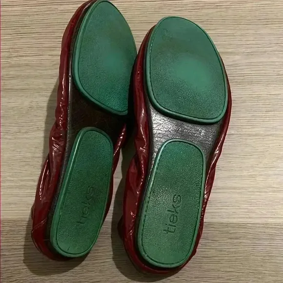 Tieks Burgundy Ballet Flats