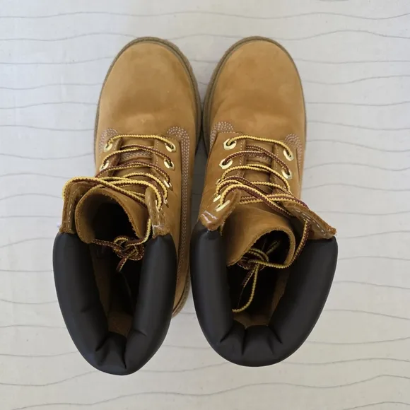 Timberland Junior Wheat Nubuck Leather Premium Waterproof Boots Shoes Size 4.5