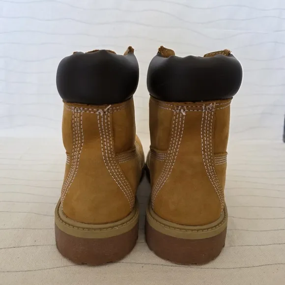 Timberland Junior Wheat Nubuck Leather Premium Waterproof Boots Shoes Size 4.5