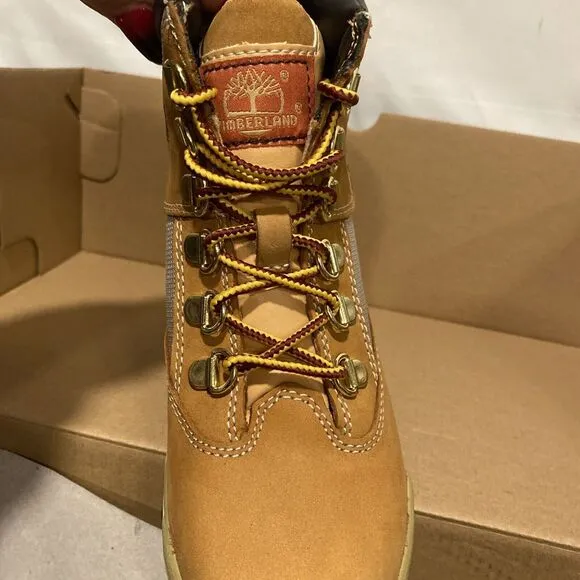 Timberland Youth 6-Inch  Field Boot Wheat Nubuck Size 2Y‎ Brand New In Box