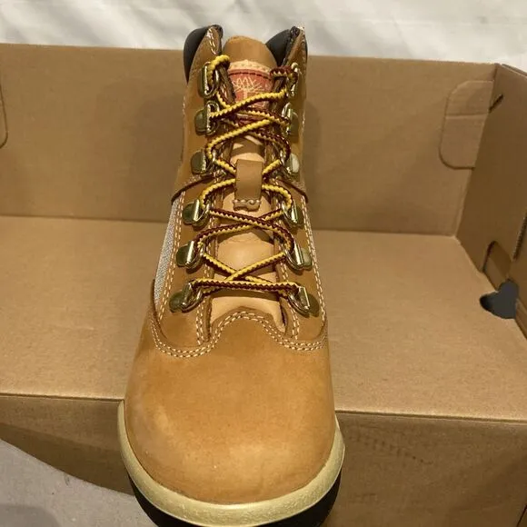 Timberland Youth 6-Inch  Field Boot Wheat Nubuck Size 2Y‎ Brand New In Box