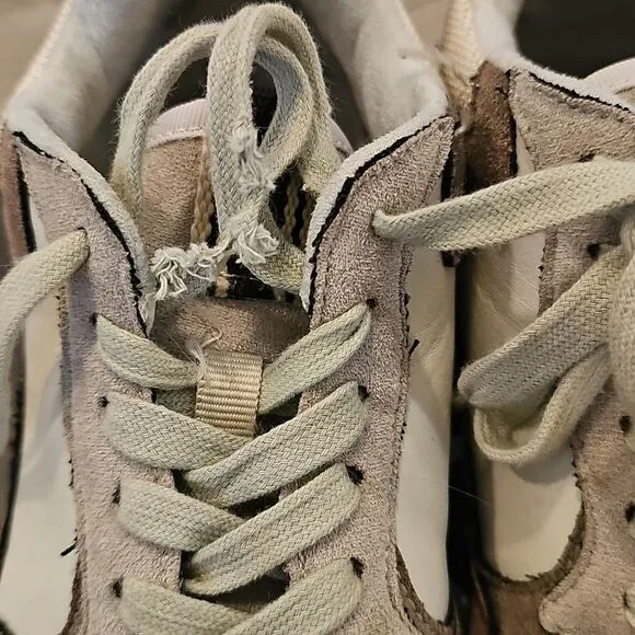 Trendy Sneakers with White and Brown Accents