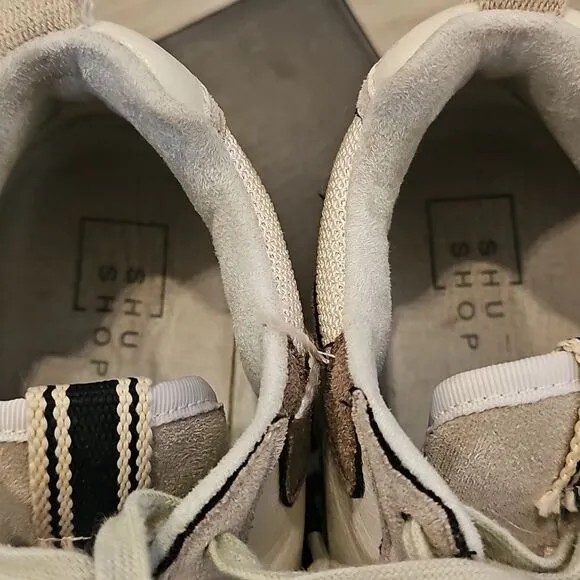 Trendy Sneakers with White and Brown Accents