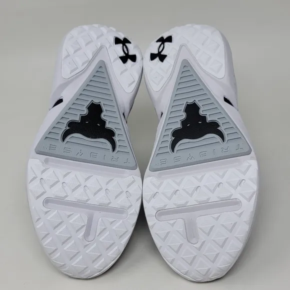 Under Armour UA Project Rock 5 Training Shoes US 4Y Black White 3025437-003 New