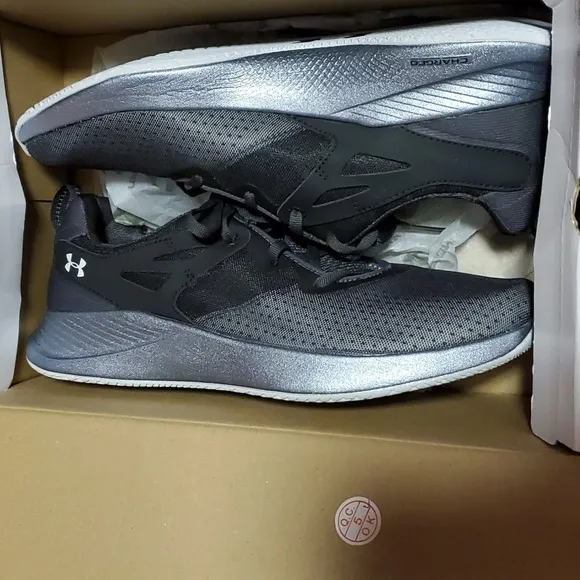 Under Armour W Charged Breathe TR 2 Size 10