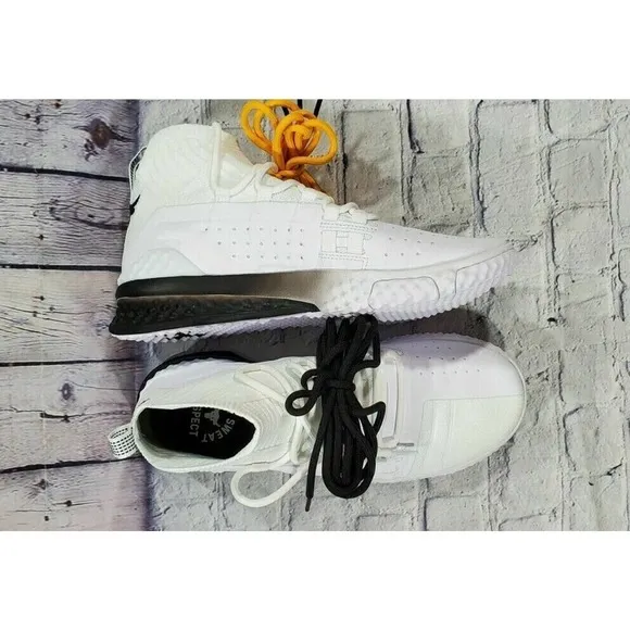 Under Armour x Project Rock White Training Shoes 3020788-102 MENS SIZE 9