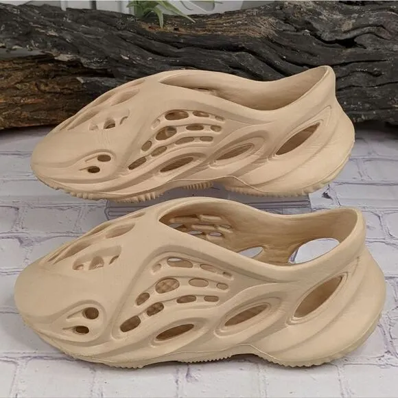 Unisex Foam Runners