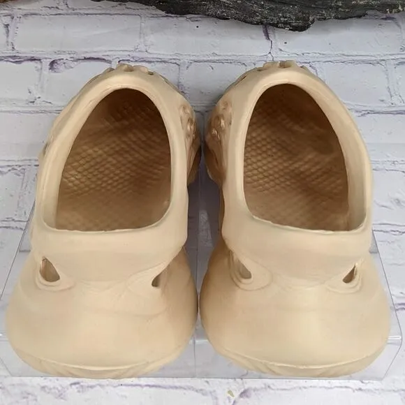 Unisex Foam Runners