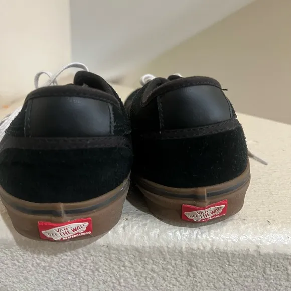 Vans &quot;Skate Chukka Low&quot; Sneakers (Black/Gum) Skate Shoes Men's Size 13
