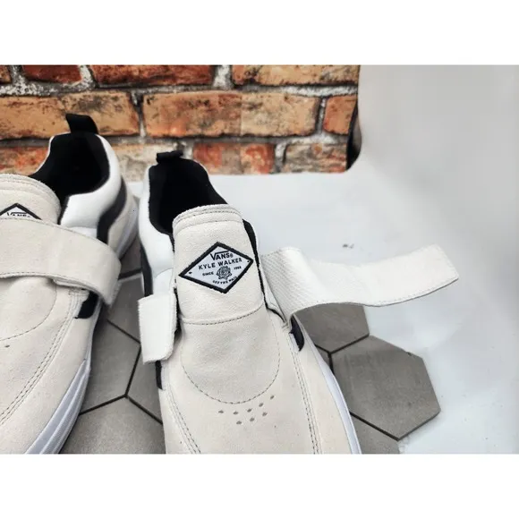 Vans Kyle 2 Sneaker White Black Men's Size 13 NEW Loop And Hook Rare Pop Cush