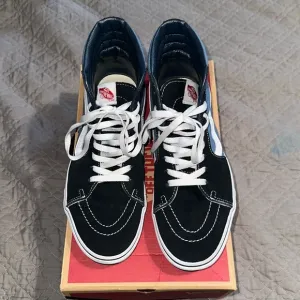 VANS MEN’S SK8-HI NAVY HIGH TOP SNEAKER SHOES
