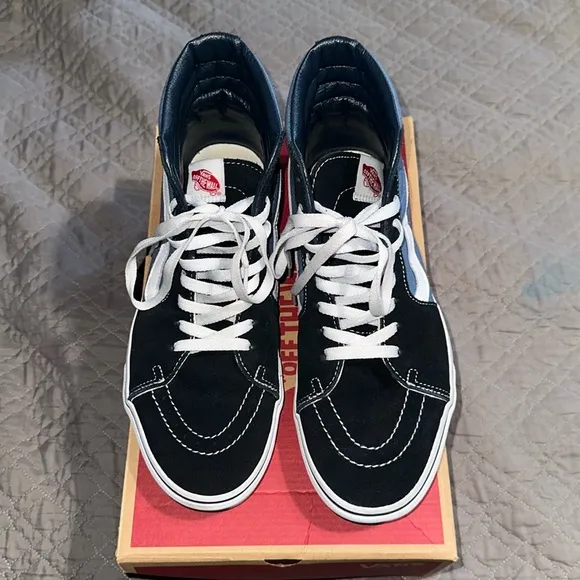 VANS MEN’S SK8-HI NAVY HIGH TOP SNEAKER SHOES