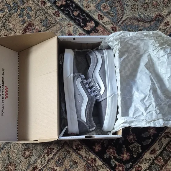 Vans Skate Chukka Low Sidestrip Light Grey Men Size 7.5 Women Size 9