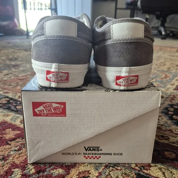 Vans Skate Chukka Low Sidestrip Light Grey Men Size 7.5 Women Size 9