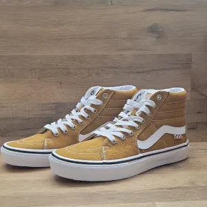 Van's Skate SK8-Hi Brand new in the box no lid authentic uper textile size women