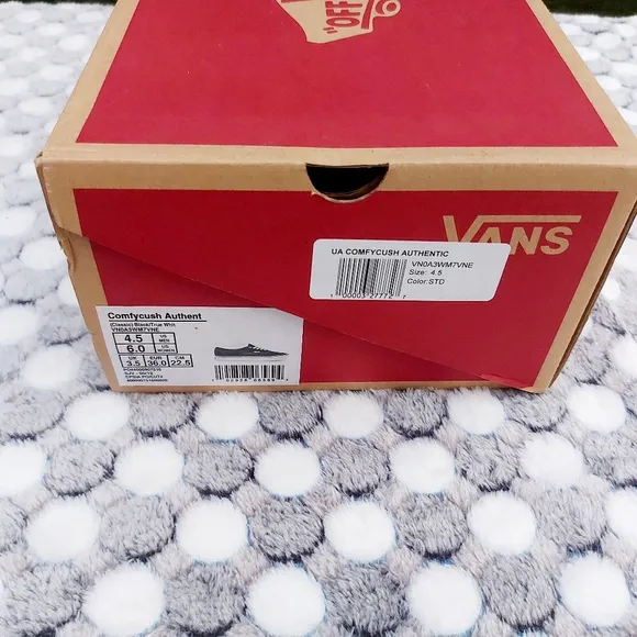 Vans sneakers for teens color black size 4.5