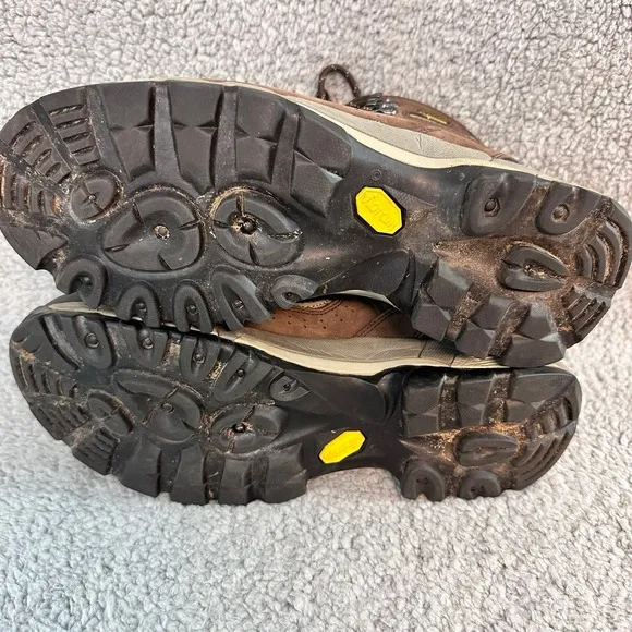 Vasque Breeze Mid Mens 11 Brown Gore Tex Vibram hiking outdoor waterproof boots