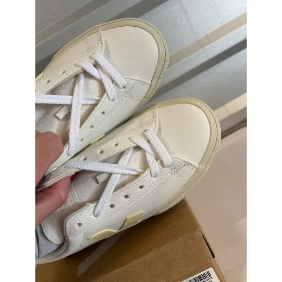 Veja Campo Chrome Free Leather Sneakers Shoes White Sun Peach Womens Size 4 35