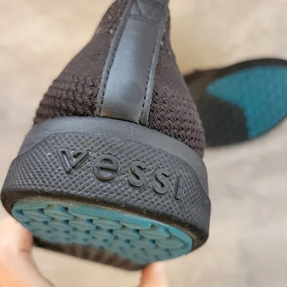 Vessi Weekend Triple Black Waterproof Athletic Shoes Mens Sz 9 Womens 10