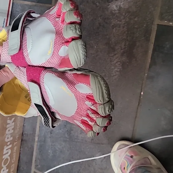 Vibram Fivefingers Barefoot Running Minimalist Shoes Size 41 Or 9/9.5