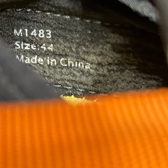 Vibram FiveFingers Mens Barefoot  44 (US 10) Orange M1483 Water Shoes Minimalist