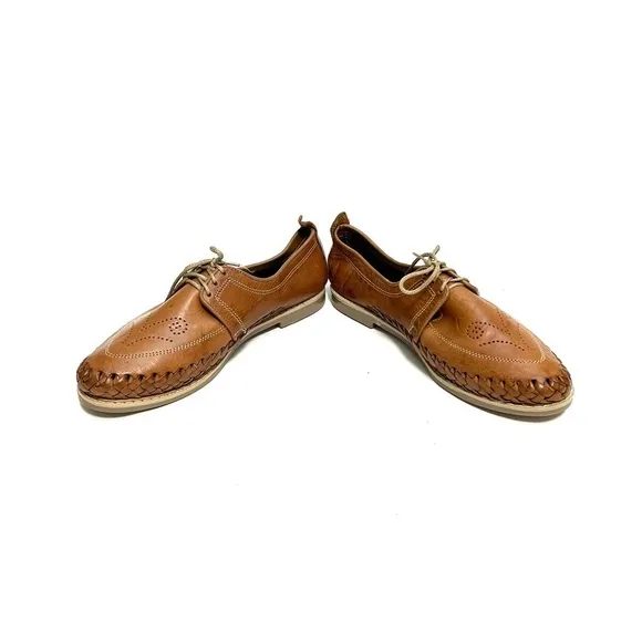 Vintage 1970s brown leather woven lace up casual deck shoes