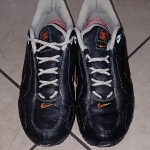Vintage 2005 Men’s Nike Shox Sz Size 11