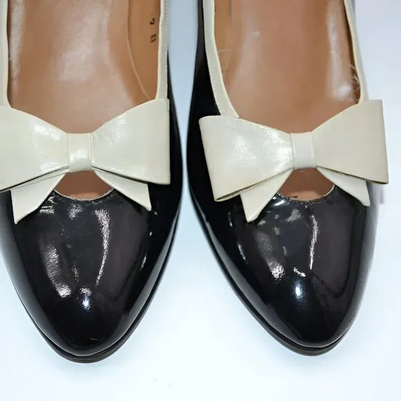 Vintage 60s Palizzio Spanish Patent Leather Black Ivory Bow Court Pumps Heels 9