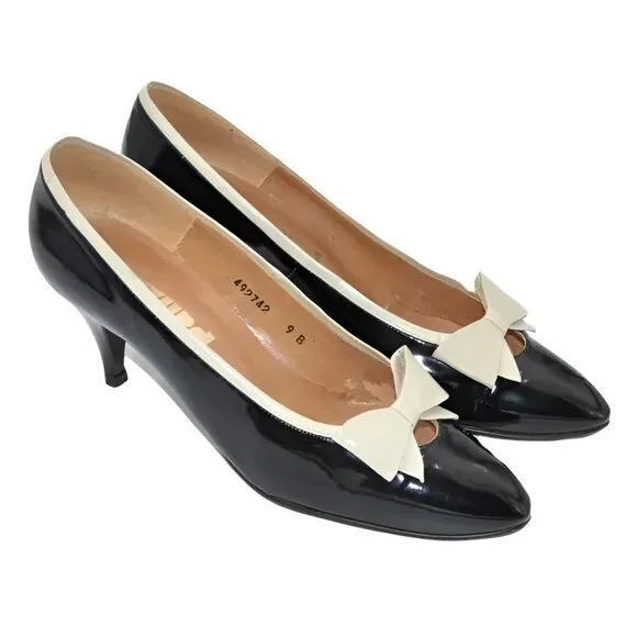 Vintage 60s Palizzio Spanish Patent Leather Black Ivory Bow Court Pumps Heels 9