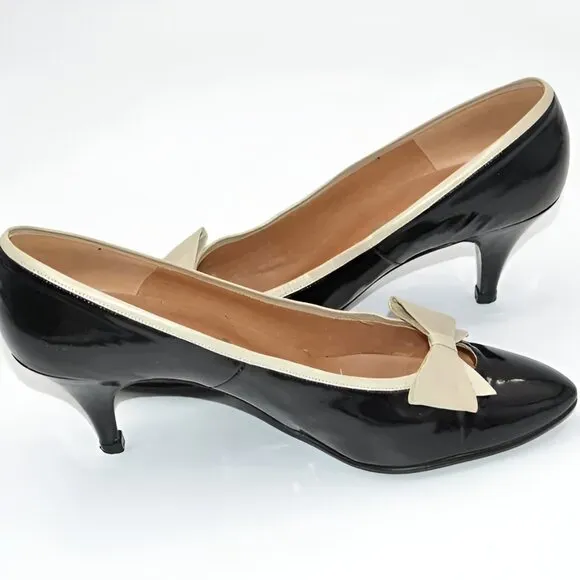Vintage 60s Palizzio Spanish Patent Leather Black Ivory Bow Court Pumps Heels 9