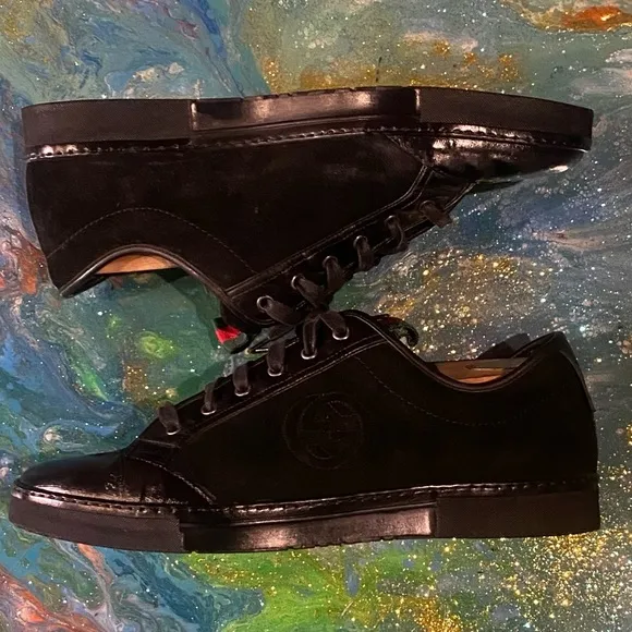 Vintage classic Gucci Black Leather Sneaker SIZE 10 1/2 D