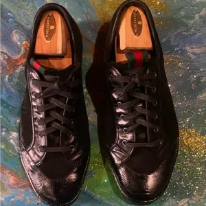 Vintage classic Gucci Black Leather Sneaker SIZE 10 1/2 D