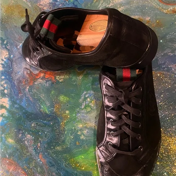 Vintage classic Gucci Black Leather Sneaker SIZE 10 1/2 D
