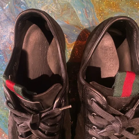 Vintage classic Gucci Black Leather Sneaker SIZE 10 1/2 D