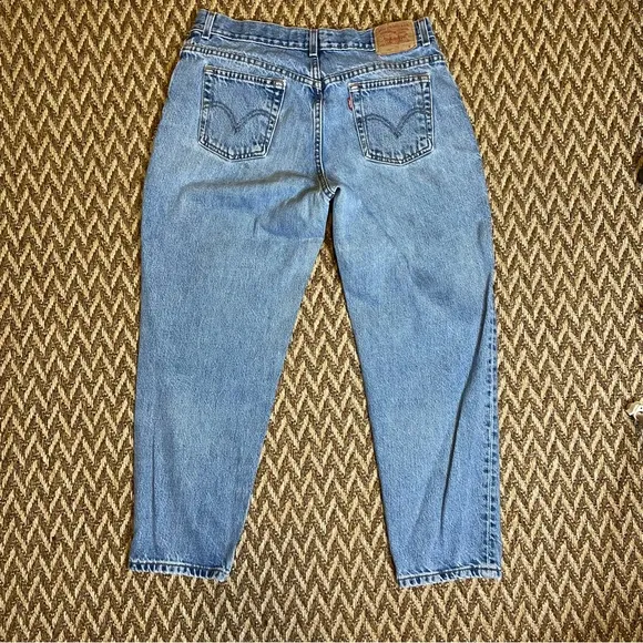 Vintage Levi’s 550 Size 16 Petite