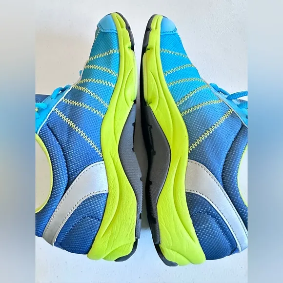 Vionic Alliance Teal Women's Shoes Size 9