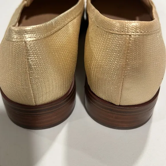 Vionic - Gold Loafers, 8.5 nwot