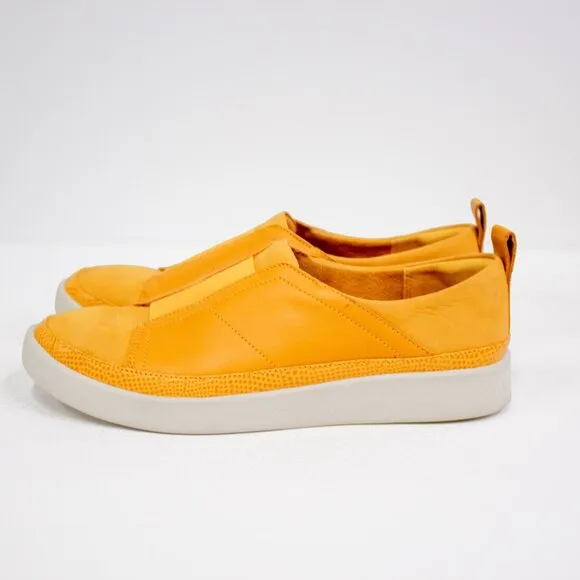 Vionic Women's Zinah Sunflower Slip-Ons Size 7.5