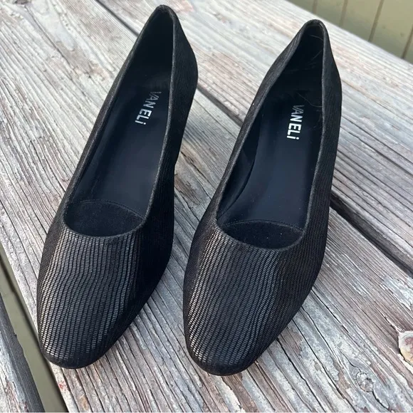 Váneli Astyr Women Black Pointed Block Heel Pump Shoes