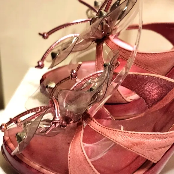 Vtg. Mint Baldinini Pink Leather/PVC Flower Lucite Heel Sandals Sz.6.5 Ret$475